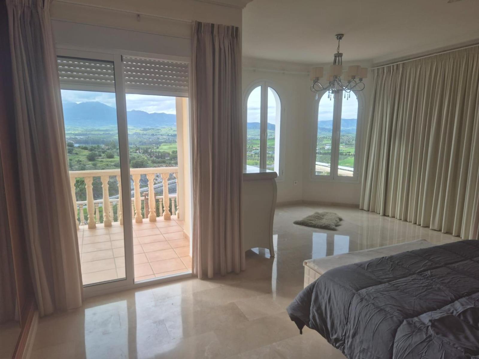 Villa Bella Vista โคอิน ภายนอก รูปภาพ